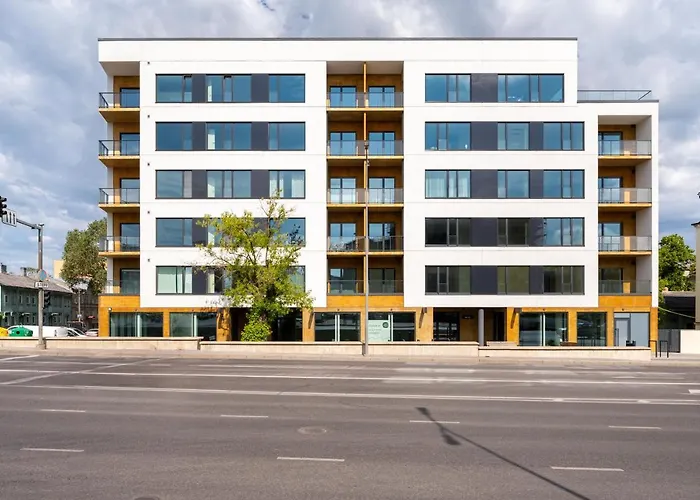 Brand New 2bdroom Free Parking *