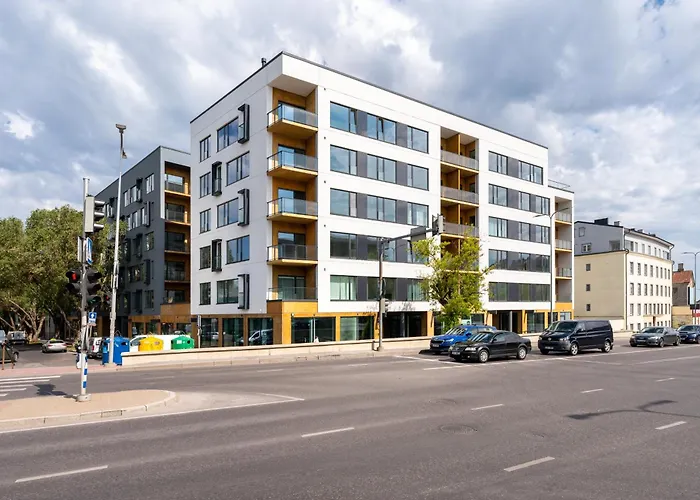 Brand New 2bdroom Free Parking Apartment