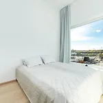 Brand New 2bdroom Free Parking Appartement *