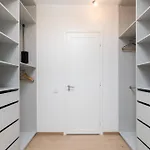 Brand New 2bdroom Free Parking Appartement *